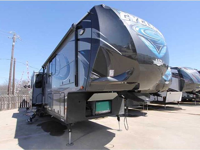 2015 Heartland Cyclone Photo
