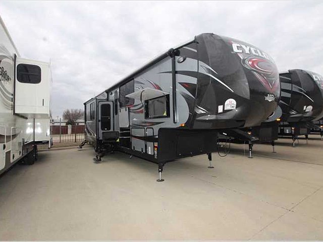 2015 Heartland Cyclone Photo