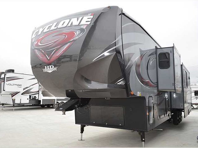 2015 Heartland Cyclone Photo