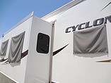 2007 Heartland Cyclone Photo #30