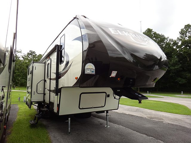 2015 Heartland ElkRidge Photo