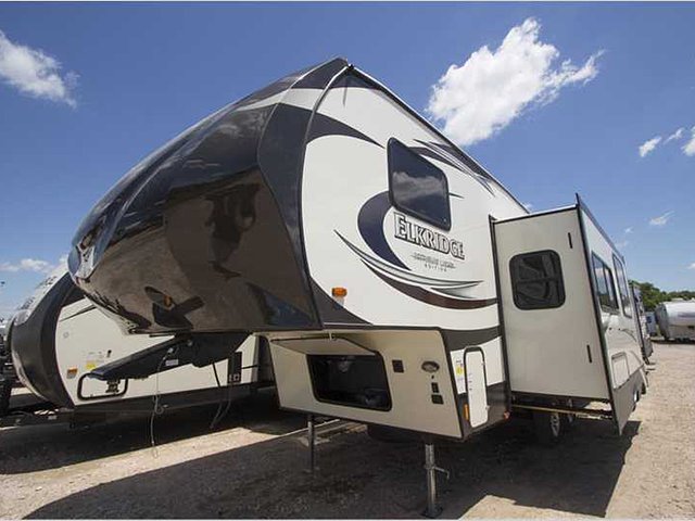 2016 Heartland ElkRidge Xtreme Light Photo