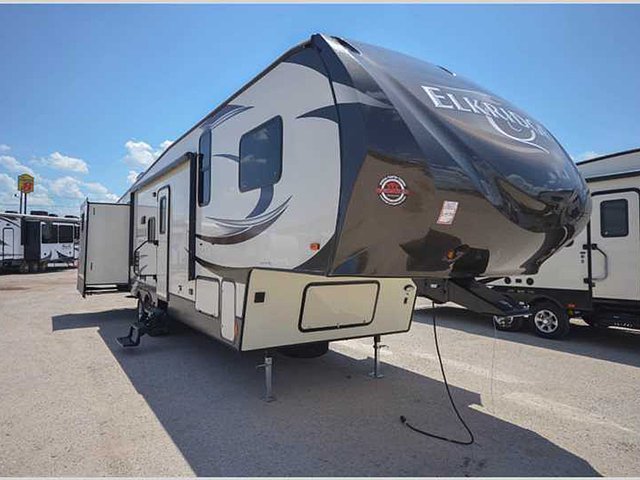 2016 Heartland ElkRidge Xtreme Light Photo