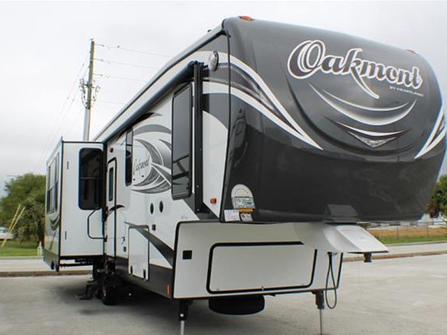 2015 Heartland Oakmont Photo