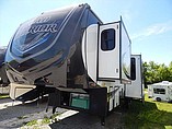 2015 Heartland Road Warrior Photo #2