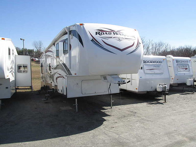 2012 Heartland Road Warrior Photo