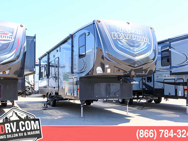 2015 Heartland Road Warrior Photo