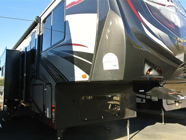 2015 Heartland Road Warrior Photo