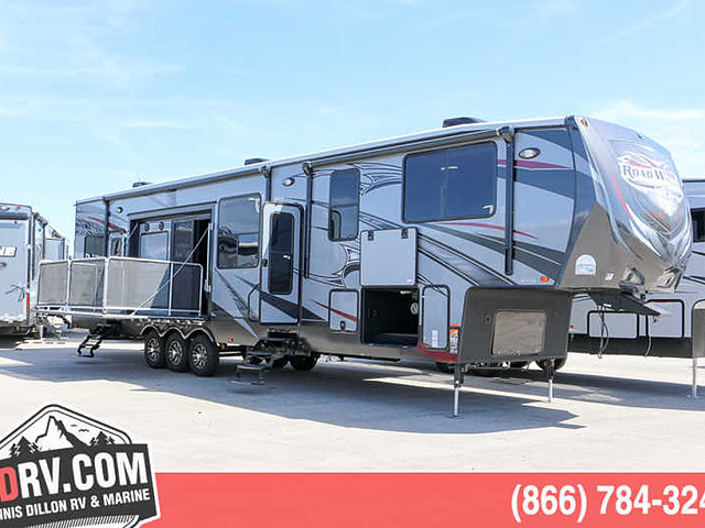 2015 Heartland Road Warrior Photo