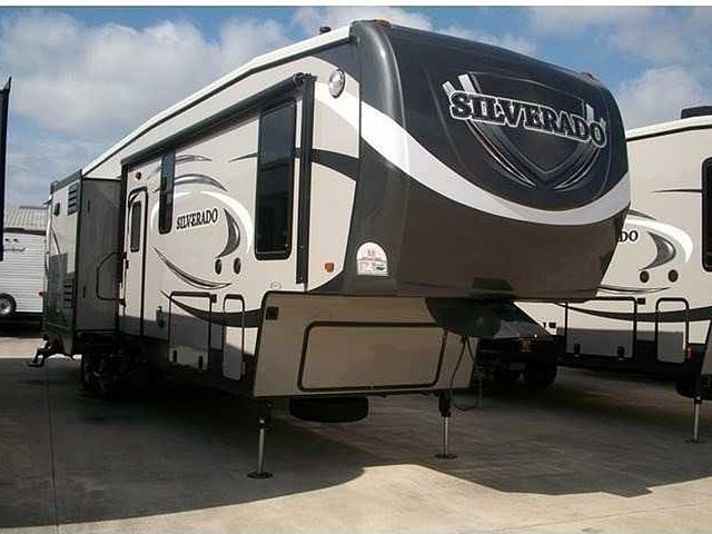 2014 Heartland Silverado Photo