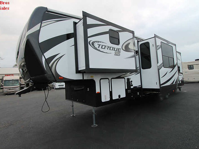 2015 Heartland Torque Photo