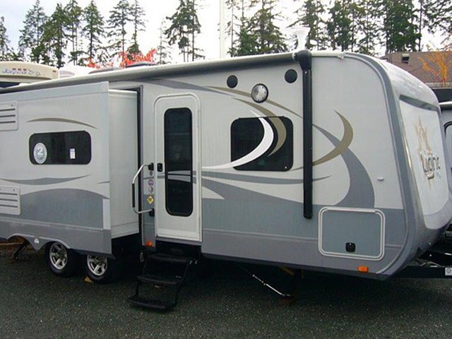 2015 Highland Ridge Highland Ridge Photo