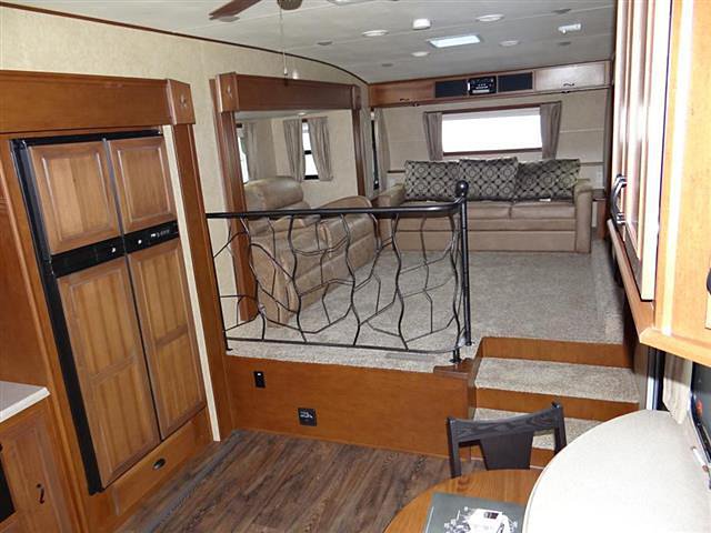 2015 Highland Ridge Highland Ridge Photo