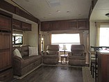 2015 Highland Ridge RV Journeyer Photo #9