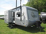 2016 Highland Ridge RV Light Photo #1