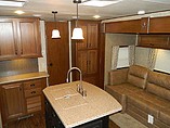 2016 Highland Ridge RV Light Photo #16