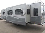 2016 Highland Ridge RV Light Photo #6