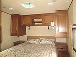 2016 Highland Ridge RV Light Photo #24