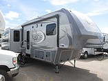 2015 Highland Ridge RV Light Photo #4