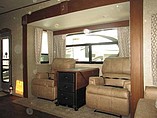 2015 Highland Ridge RV Light Photo #12