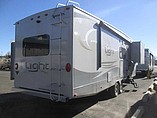 2015 Highland Ridge RV Light Photo #6