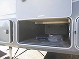 2015 Highland Ridge RV Light Photo #9