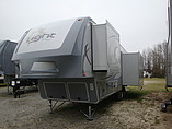 2015 Highland Ridge RV Light Photo #3