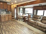 2016 Highland Ridge RV Light Photo #13