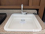 2016 Highland Ridge RV Light Photo #15