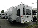 2016 Highland Ridge RV Light Photo #6