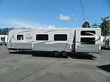2016 Highland Ridge RV Light Photo #5