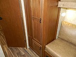 2016 Highland Ridge RV Light Photo #35