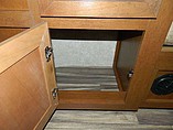 2016 Highland Ridge RV Light Photo #37