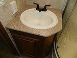 2016 Highland Ridge RV Light Photo #81