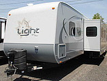 2016 Highland Ridge RV Light Photo #3