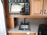 2016 Highland Ridge RV Light Photo #9