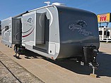 16 Highland Ridge RV Roamer