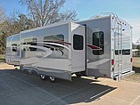 2016 Highland Ridge RV Roamer Photo #4