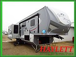 16 Highland Ridge RV Roamer