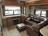 2016 Highland Ridge RV Roamer Photo #6
