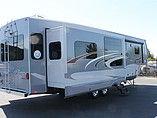 2016 Highland Ridge RV Roamer Photo #3