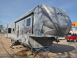 16 Highland Ridge RV Roamer