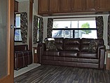 2016 Highland Ridge RV Roamer Photo #11