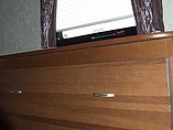 2016 Highland Ridge RV Roamer Photo #29