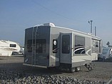 2015 Highland Ridge RV Roamer Photo #3