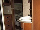 2015 Highland Ridge RV Roamer Photo #13