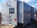 2015 Highland Ridge RV Roamer Photo #7