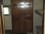 2015 Highland Ridge RV Roamer Photo #21