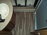 2015 Highland Ridge RV Roamer Photo #27