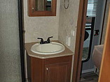 2016 Highland Ridge RV Roamer Photo #26